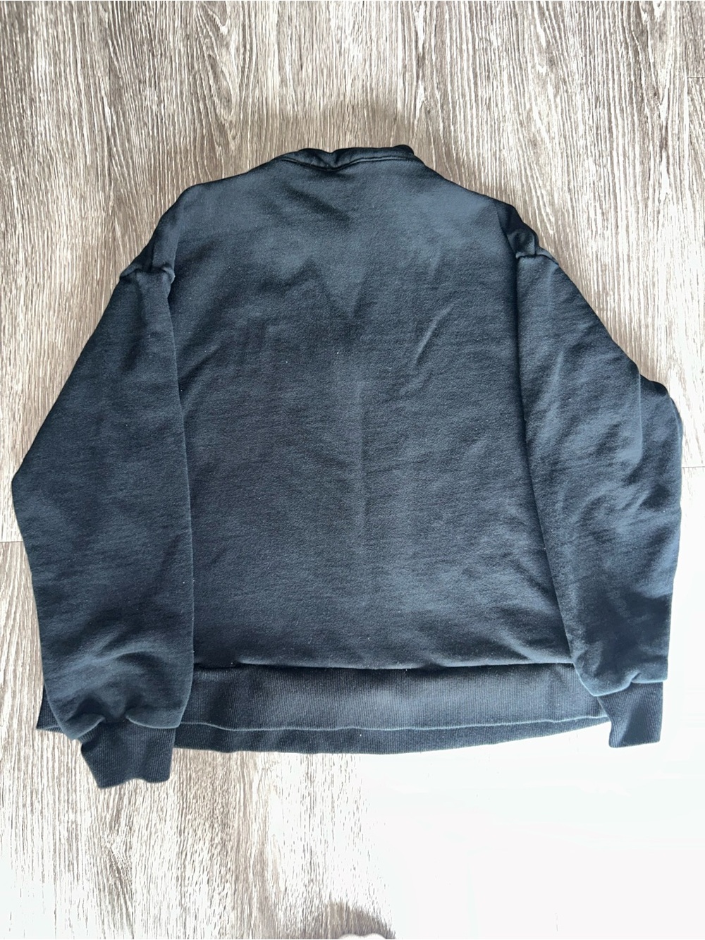 White Fox pullover - Picture 4 of 4